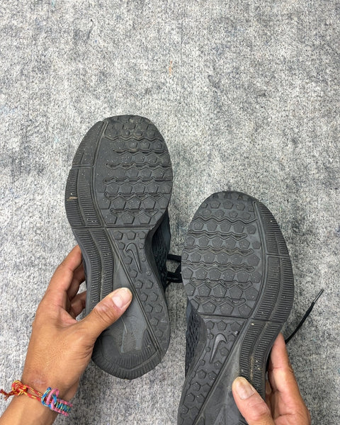 Nike Winflow Sneakers, Sz EU 40