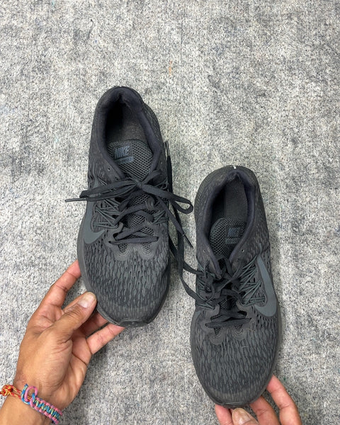 Nike Winflow Sneakers, Sz EU 40