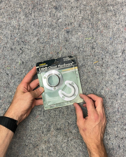 Lido Closet Hardware Rod Sockets
