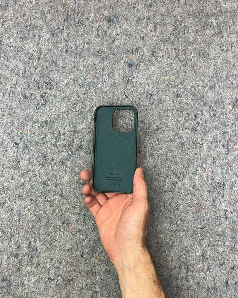 Apple iPhone 16 MagSafe Leather Case