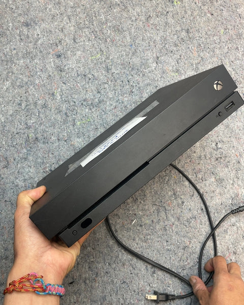 Xbox One X Console, Powers On Untested Otherwise
