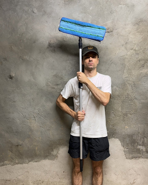 Extendable Pole Window Cleaner with Blue Microfiber Pad
