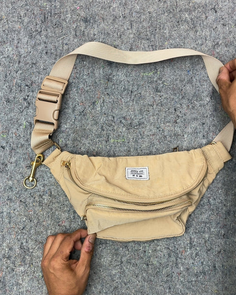 Ditty Co Beige Fanny Pack with Floral Lining