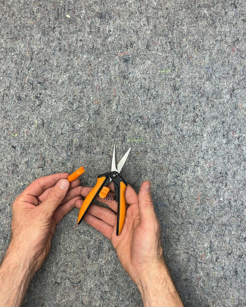 Fiskars Curved Micro-Tip Pruning Snips