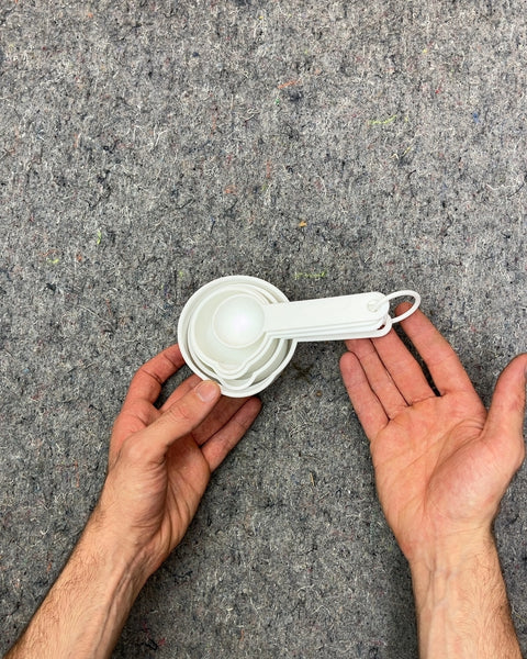 White Plastic Measuring Cups and Spoons Set