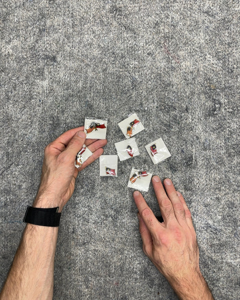 US and Taiwan Crossed Flag Lapel Pins / Magnets