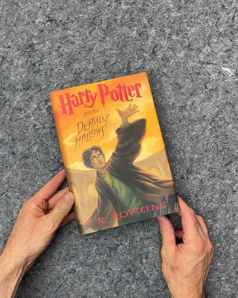 Harry Potter and the Deathly Hallows Hardcover by J. K. Rowling