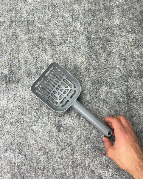 Gray Plastic Cat Litter Scoop