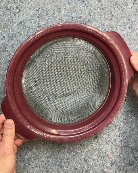 Big Mesh Strainer with Plastic Rim