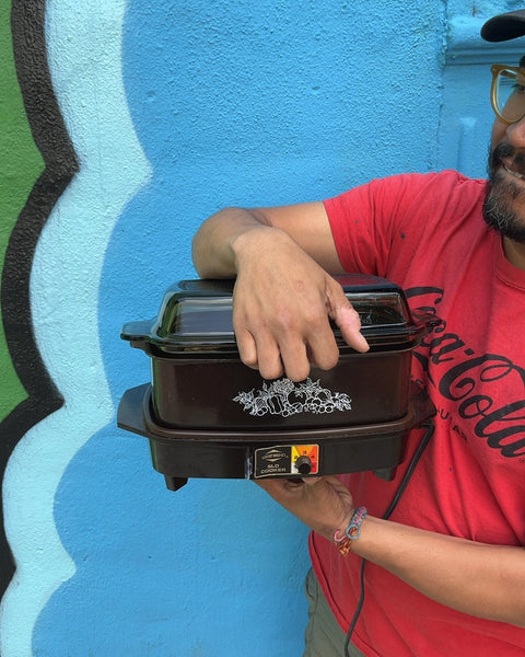Vintage West Bend Slow Cooker