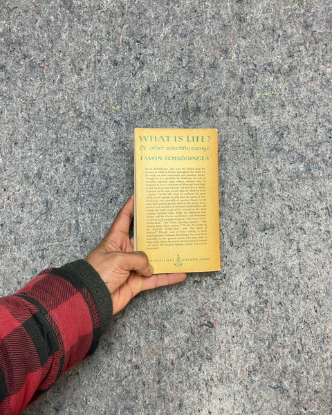 What Is Life? by Erwin Schrödinger