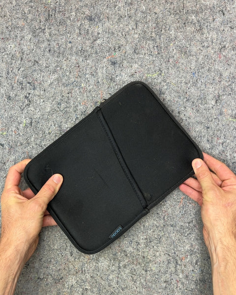Black Lacdo Tablet Sleeve, 11"