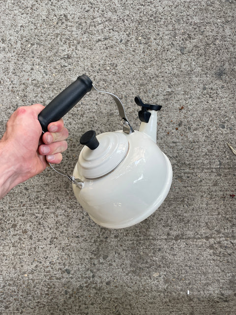 Le Creuset 1.7Qt Kettle