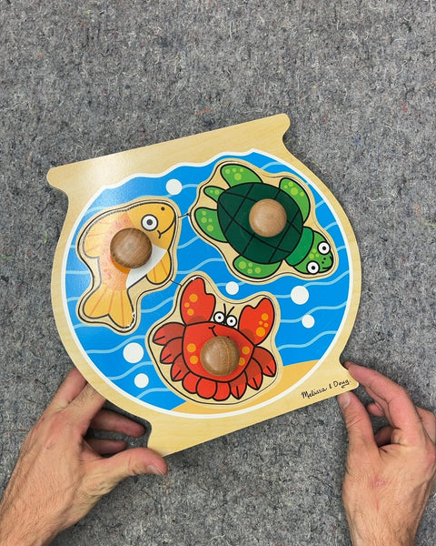 Melissa & Doug Fish Bowl Wooden Peg Puzzle