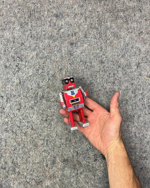 Vintage-style Laser 8 Robot Tin Toy