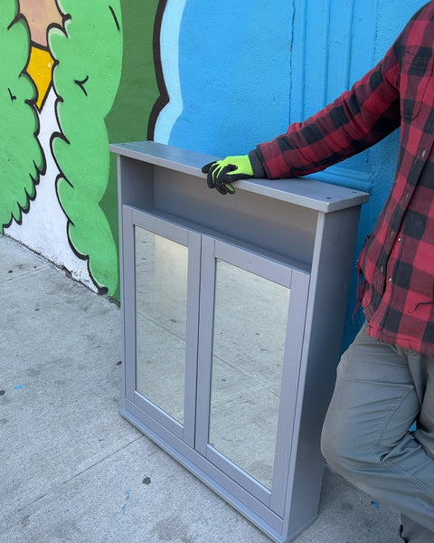 IKEA Hemnes Mirrored Medicine Cabinet, W31xH36xD6"