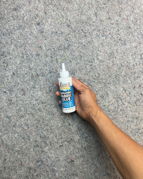 Aleene's Permanent Fabric Glue, 4 fl oz