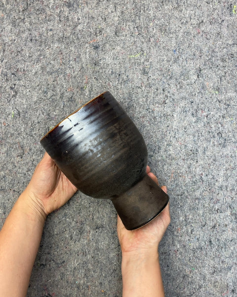 Pretty Ceramic Vase, 7.5x5.5"