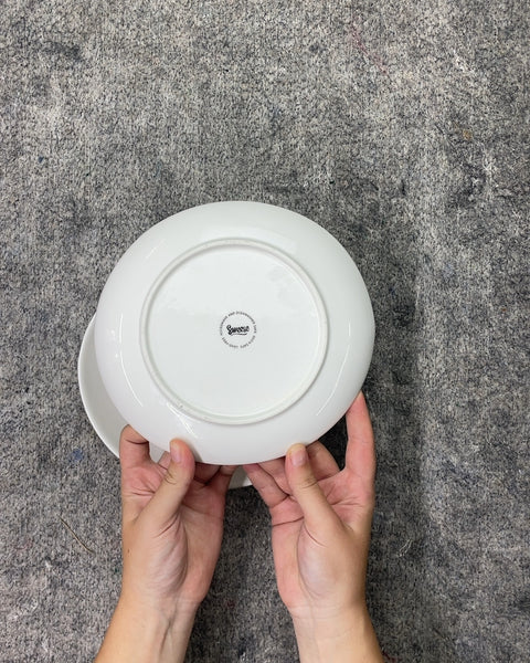 Cool Oval-y Shaped White Ceramic Plates, 7 in