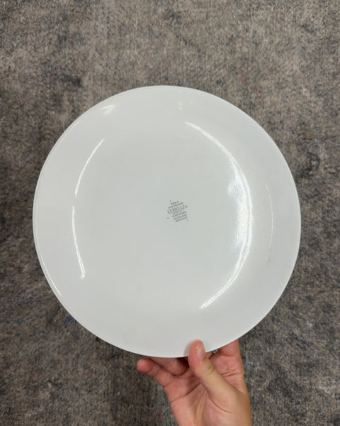 Corelle Chip-Resistant Plate With Pretty Border