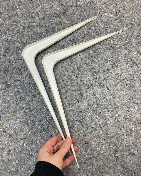 Another Set of Shelf Brackets