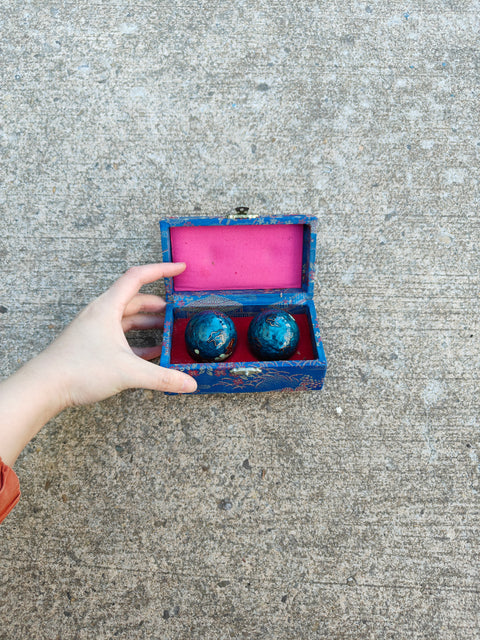2 Meditation Balls