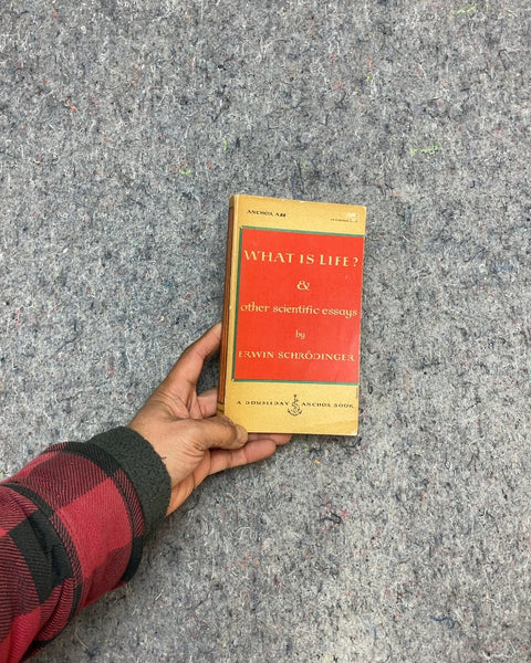 What Is Life? by Erwin Schrödinger