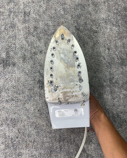 Rival White and Teal Steam Iron