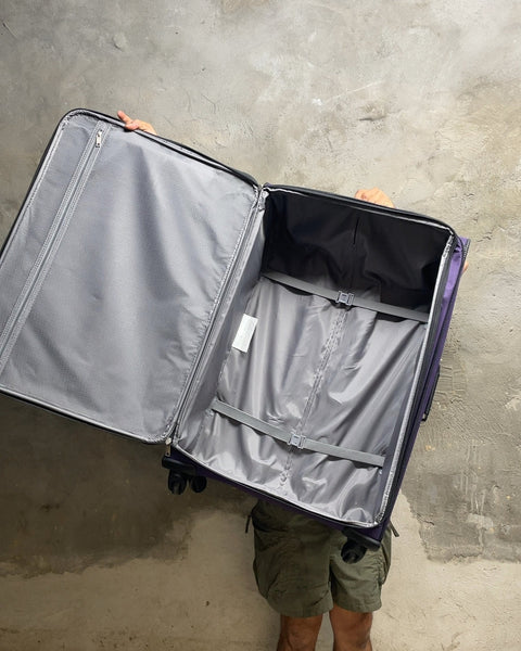 American Tourister Large Rolling Suitcase, 28x20x10"