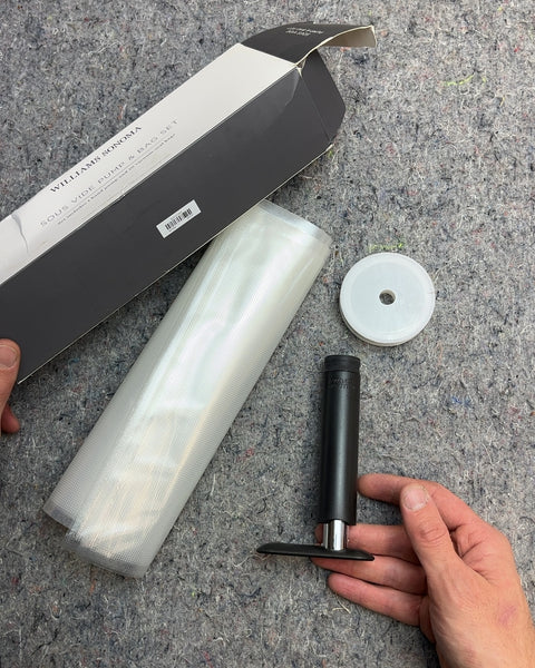 Williams Sonoma Sous Vide Pump & Bags Set