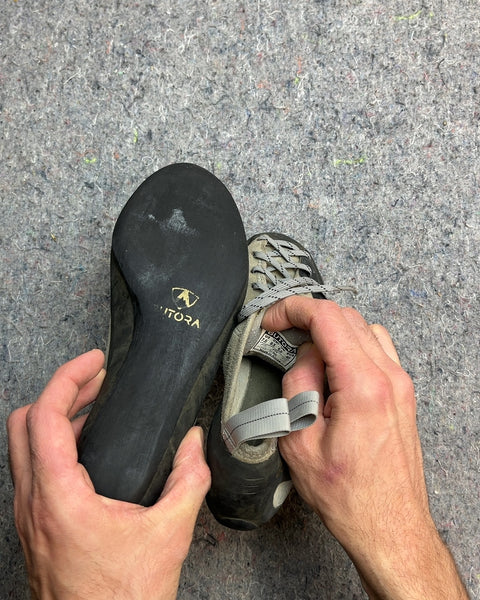 Butora Climbing Shoes, Size US 7.5W or 8.5M or EU 40