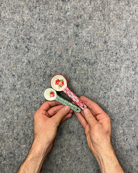 Set of 2 Floral Ceramic Measuring Spoons