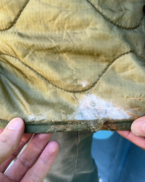Olive Green Vintage Military M-65 Field Jacket Liner Has A Scratch On The Side, Size M