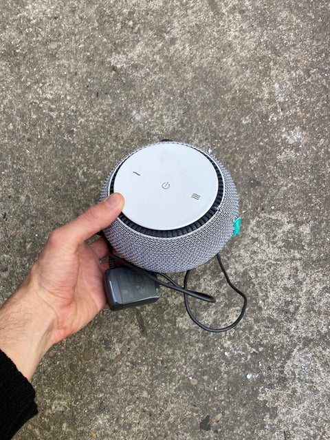Snooz Smart White Noise Machine