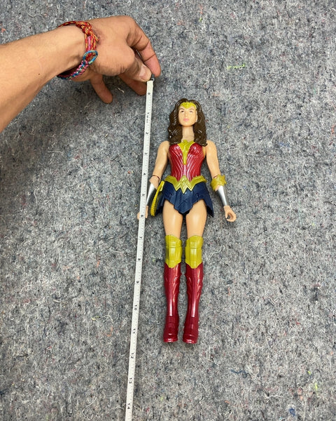DC Comics Wonder Woman Action Figure, 11"