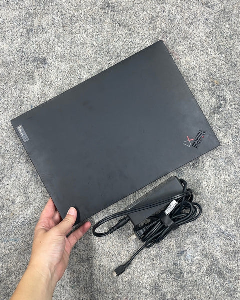 Lenovo ThinkPad X1 G10 In Great Condition Laptop with Charger