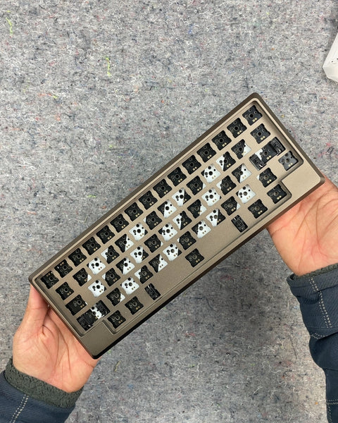 Custom Mechanical Keyboard with Keycaps