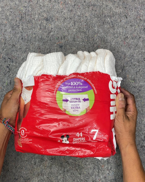 Huggies Size 7 Diapers, 22 Left