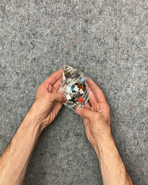 Whole Bunch Of Clam Stapler Clips