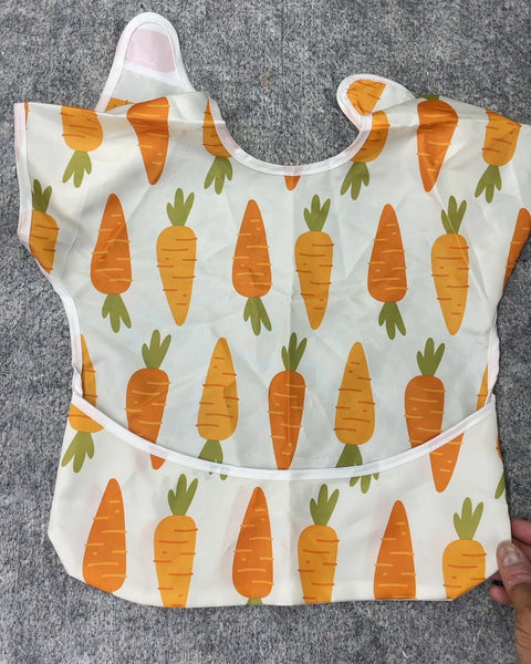 Neat Carrot Print Baby Bib