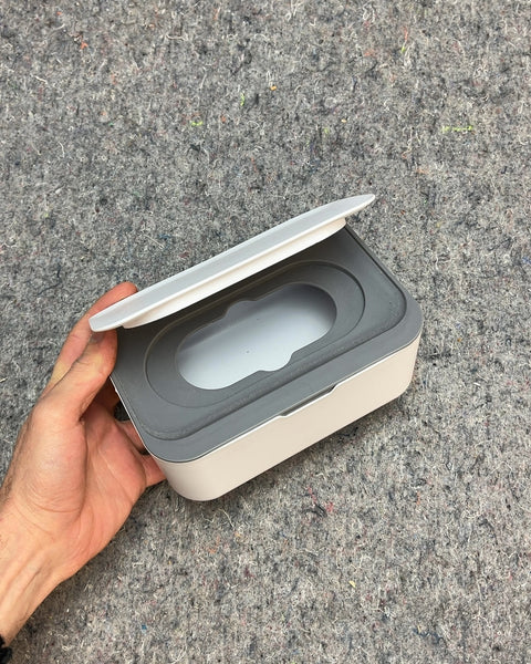 Wipe Dispenser