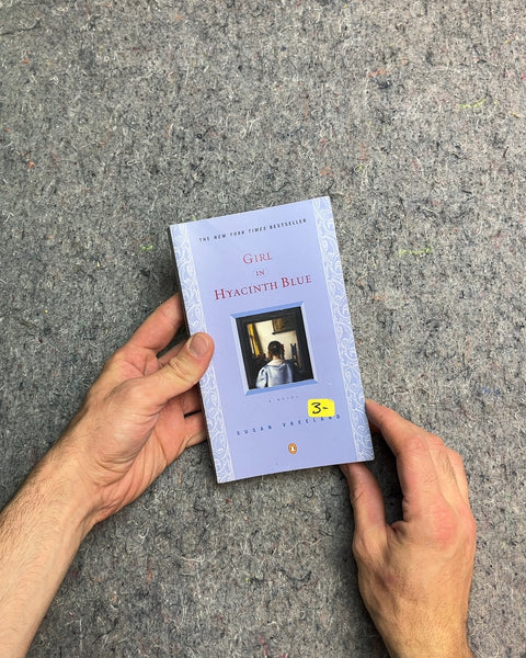 Girl in Hyacinth Blue by Susan Vreeland