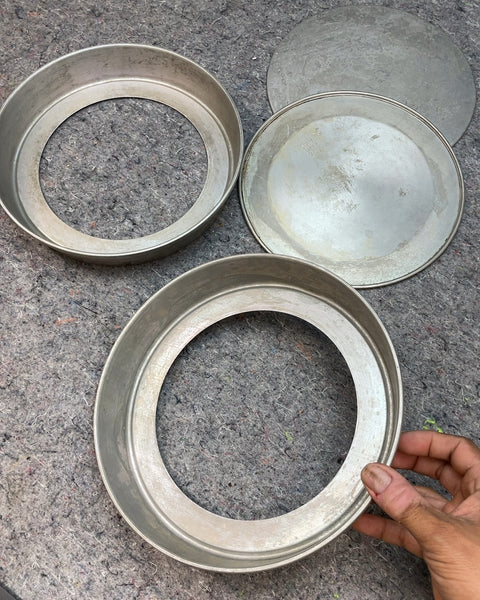 Wartime Round Aluminum Cake Pans, 9x1.5"