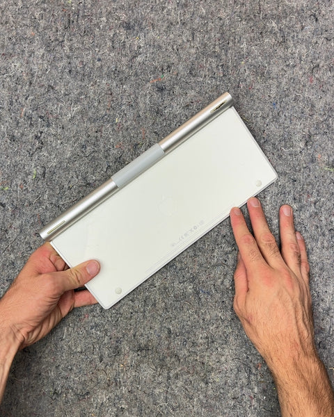 Apple Magic Keyboard 1, Battery Powered