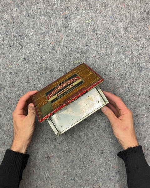 Bayuk Phillies Perfecto It's Ripe Tobacco Tin Box