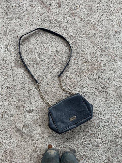Elegant Kate Spade Leather Purse