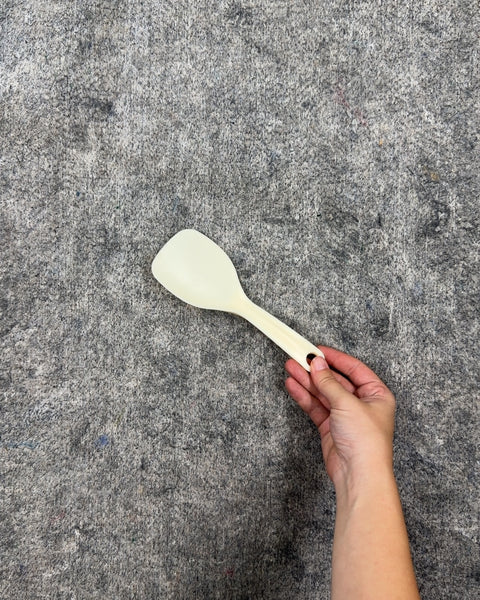 White Plastic Rice Paddle