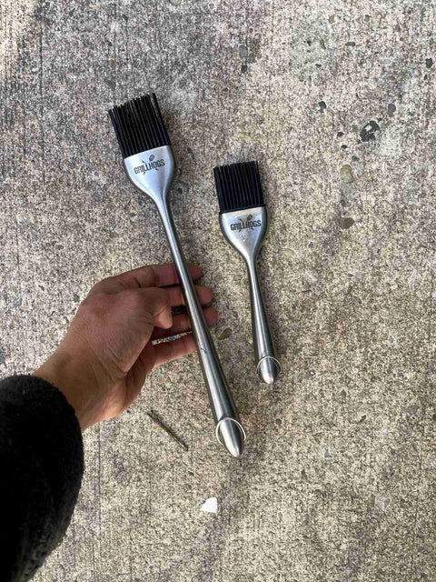 2 Basting Brushes