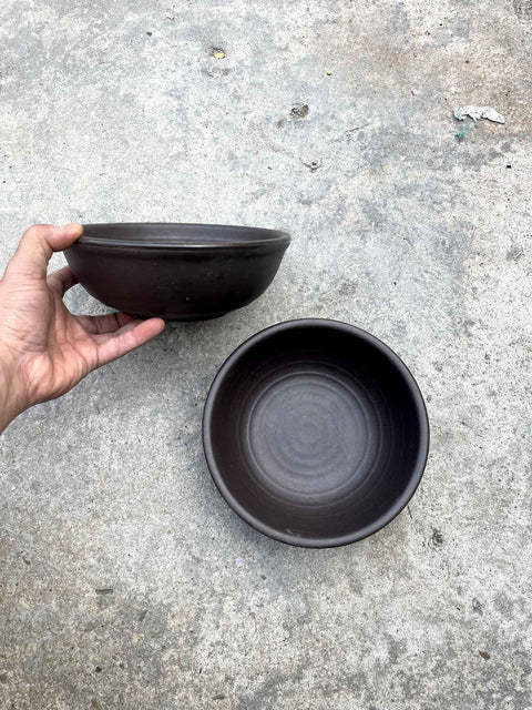 2 Elegant Bowls