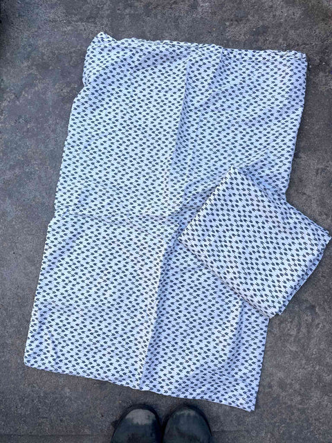 2 Nice Pillow Cases